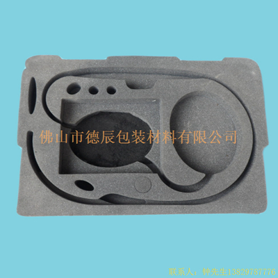 海綿內(nèi)托對各行各業(yè)產(chǎn)品起到絕緣、密封、防震、防塵、填充、隔音、固定，能夠保護包裝產(chǎn)品在運輸過程中安然無恙，起到保護產(chǎn)品的一個作用，同時可以美化產(chǎn)品，提升產(chǎn)品檔次。